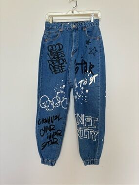 S.O.N.G. Graffiti Jogger Women’s Jeans Sz 7/28